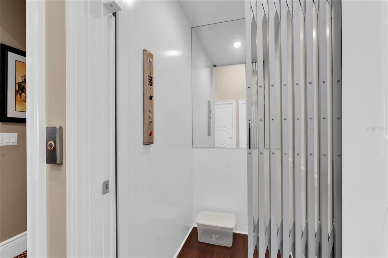 4650 Ridge View Road , Palm Harbor, FL 34684 Photo