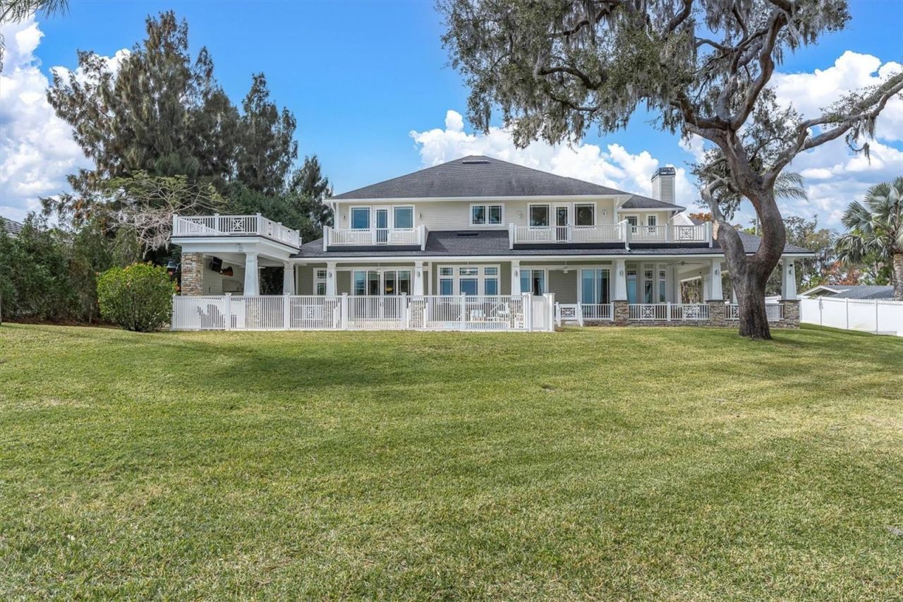 4650 Ridge View Road , Palm Harbor, FL 34684 Photo