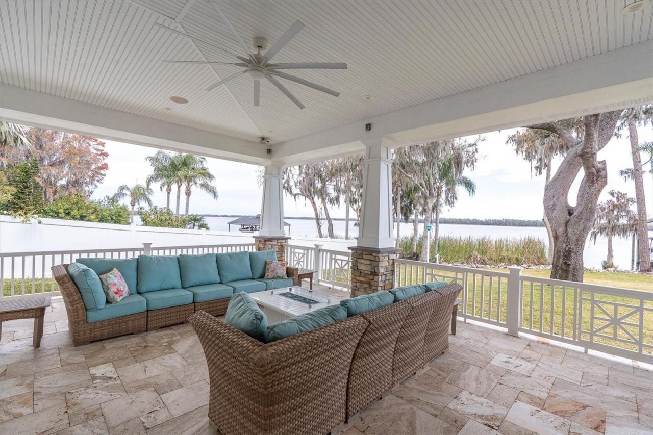 4650 Ridge View Road , Palm Harbor, FL 34684 Photo