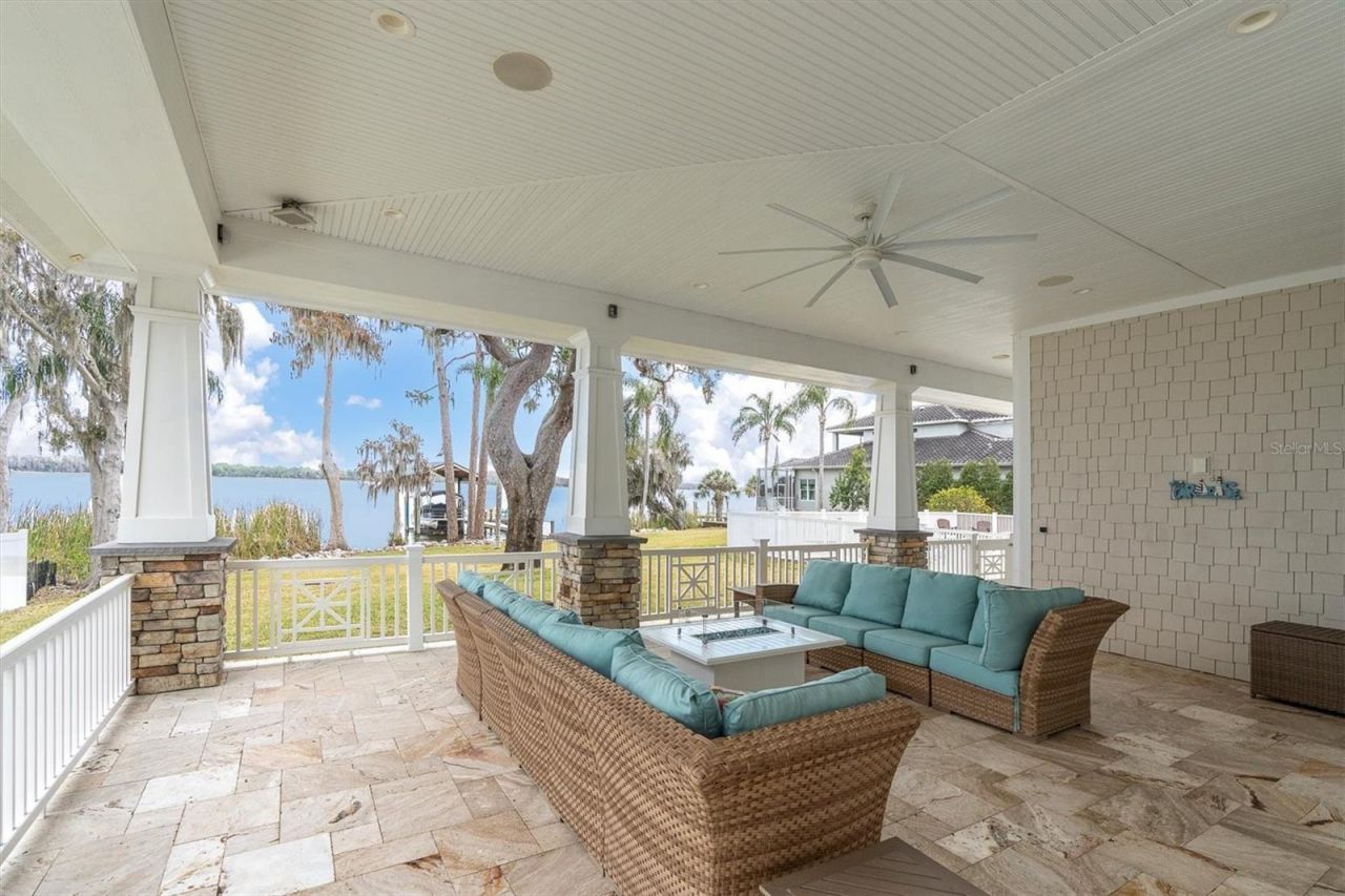 4650 Ridge View Road , Palm Harbor, FL 34684 Photo