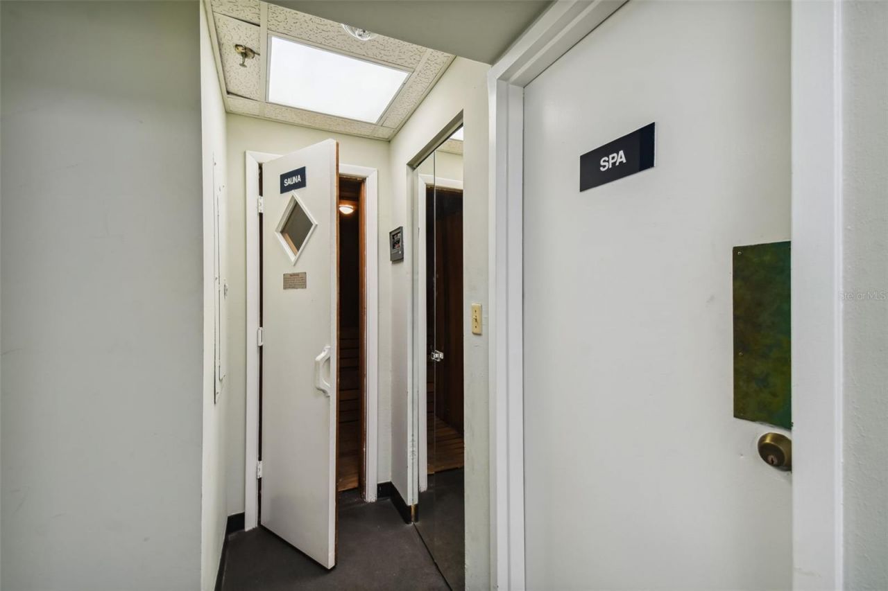 2 Adalia Avenue, Unit 704, Tampa, FL 33606 Photo