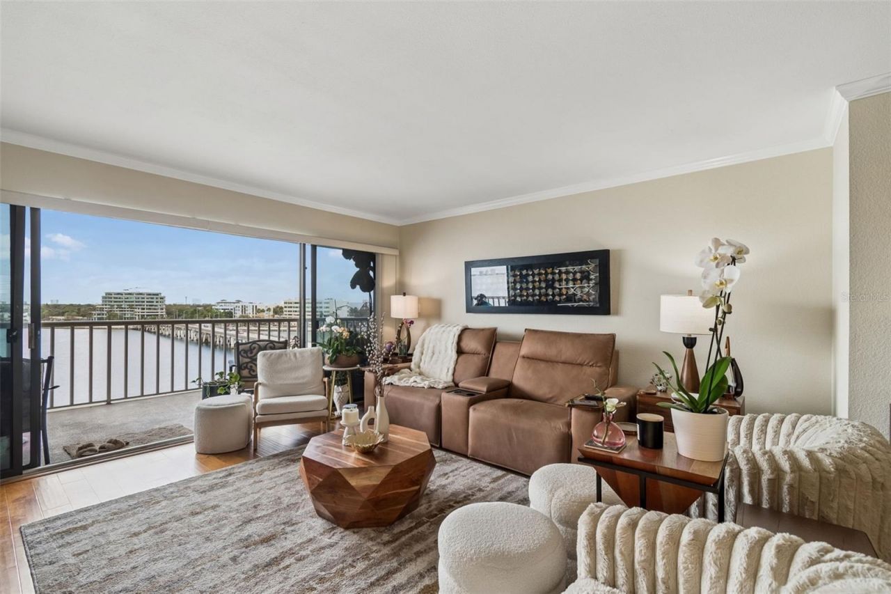 2 Adalia Avenue, Unit 704, Tampa, FL 33606 Photo