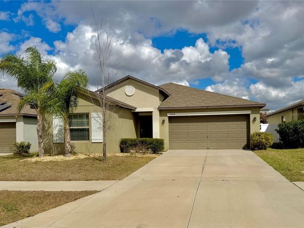 11206 KELLY GREEN AVENUE , WIMAUMA, FL 33598