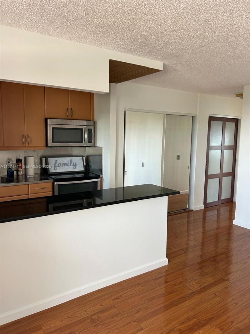 7904 West Dr , Unit 508, North Bay Village, FL 33141 Photo