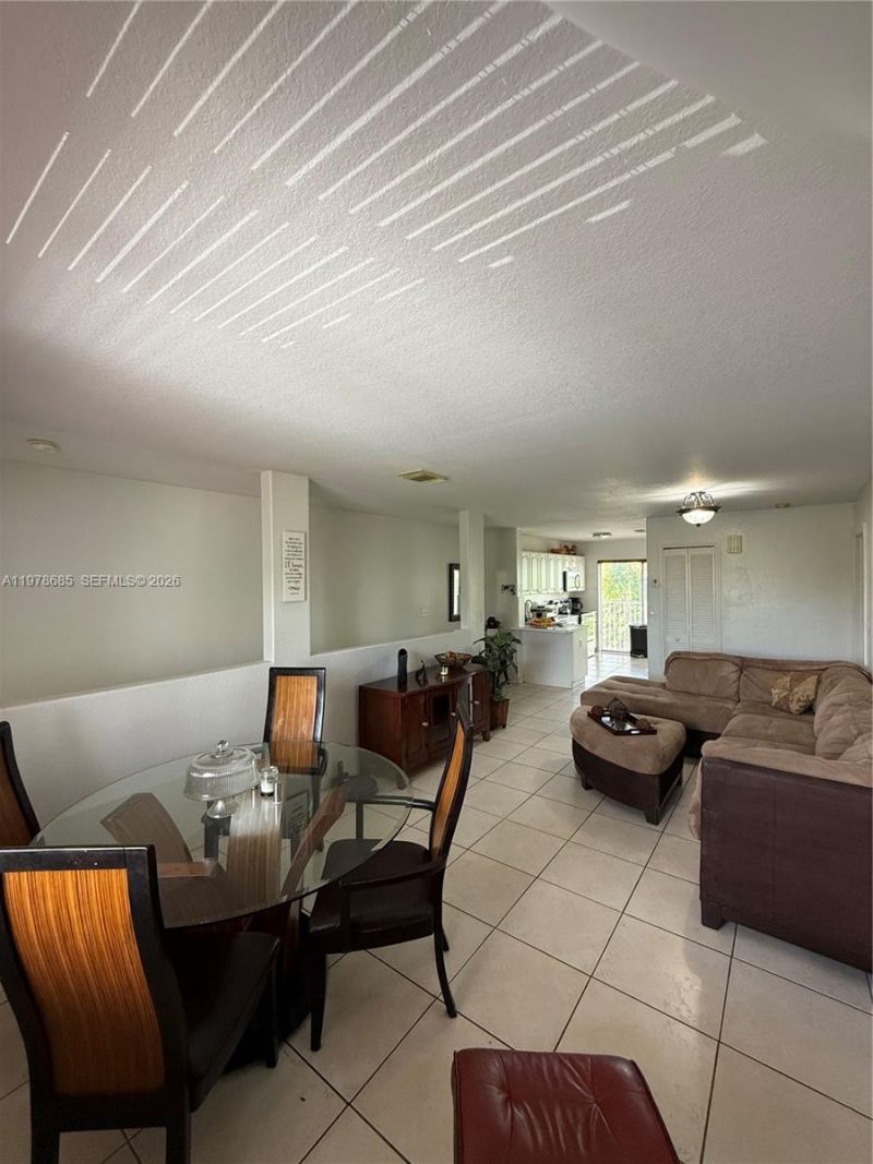 5605 NW 109th Ave, Unit 76, Doral, FL 33178 Photo