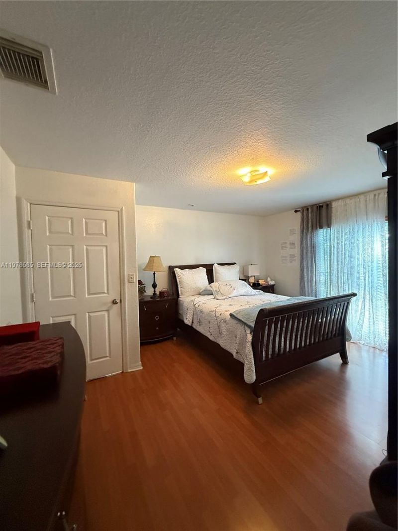 5605 NW 109th Ave, Unit 76, Doral, FL 33178 Photo