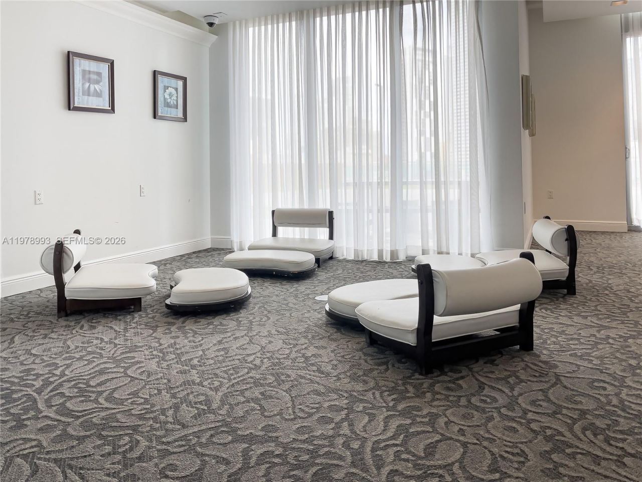 350 S Miami Ave , Unit 3910, Miami, FL 33130 Photo