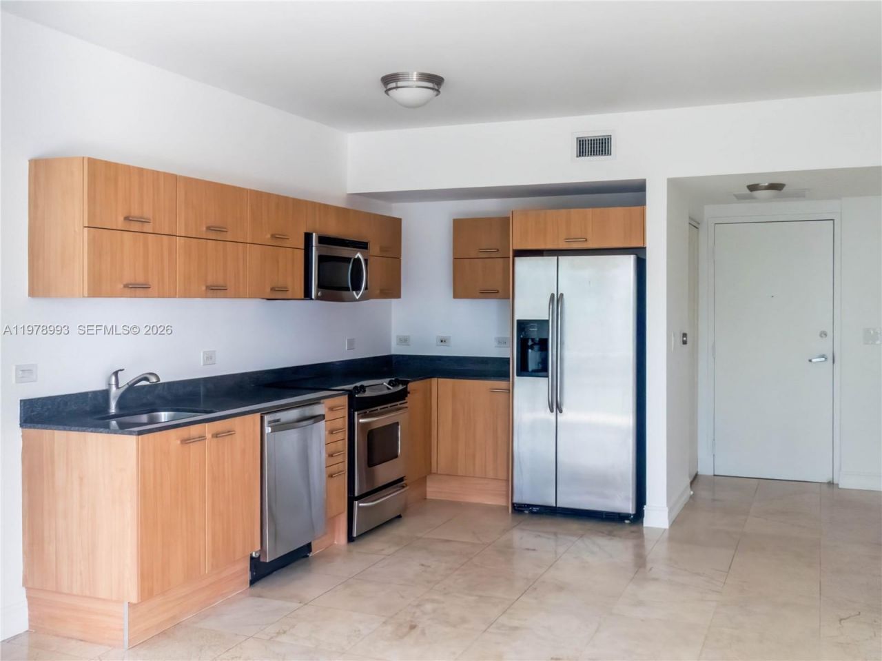 350 S Miami Ave , Unit 3910, Miami, FL 33130 Photo