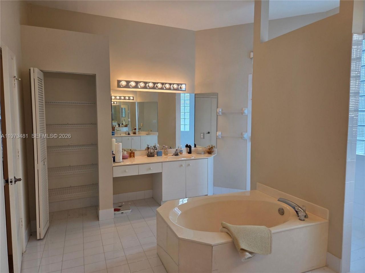 17594 SW 12th St, Pembroke Pines, FL 33029 Photo