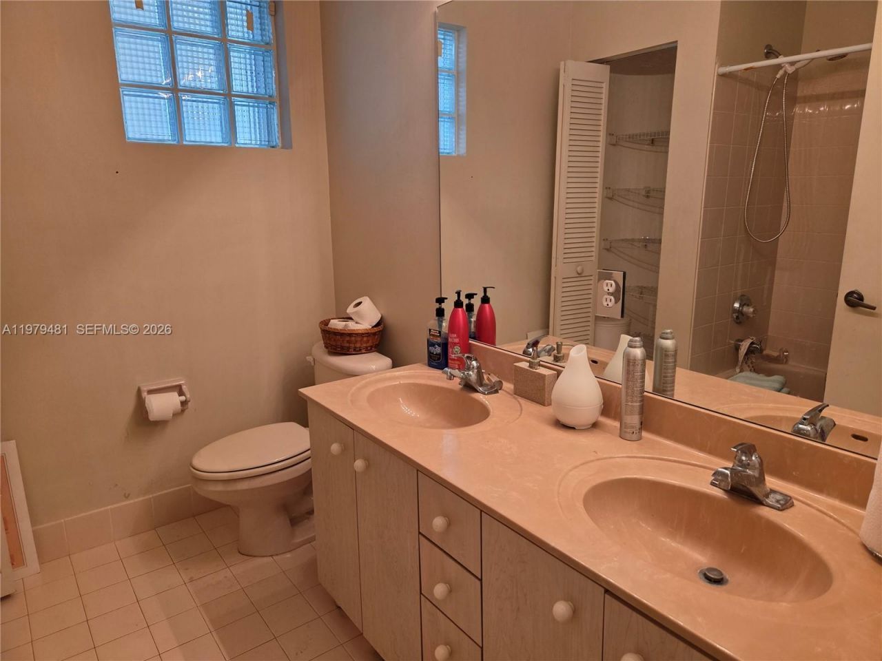 17594 SW 12th St, Pembroke Pines, FL 33029 Photo