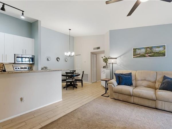 14861 Summerlin Woods DR, Unit 6, FORT MYERS, FL 33919