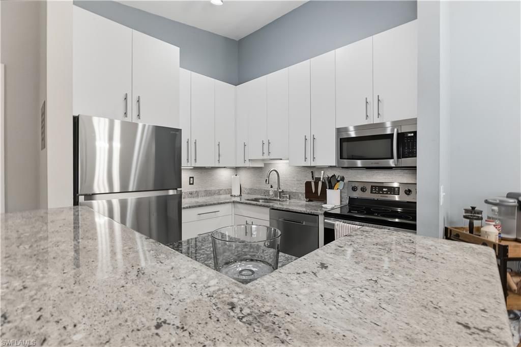 14861 Summerlin Woods Dr, Unit 6, Fort Myers, FL 33919 Photo