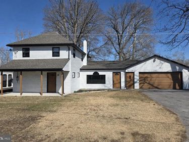 303 YORK ROAD, NEW CUMBERLAND, PA 17070