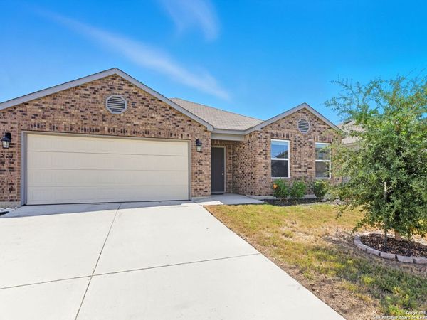 221 Savage, New Braunfels, TX 78130