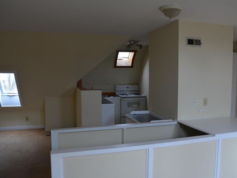 1353 Highland Street, Unit D, Columbus, OH 43201 Photo 5