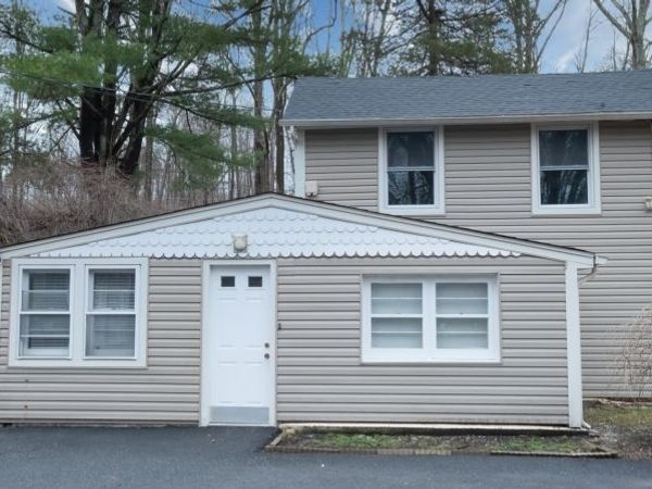 21 Greendale Rd, Andover, NJ 07860