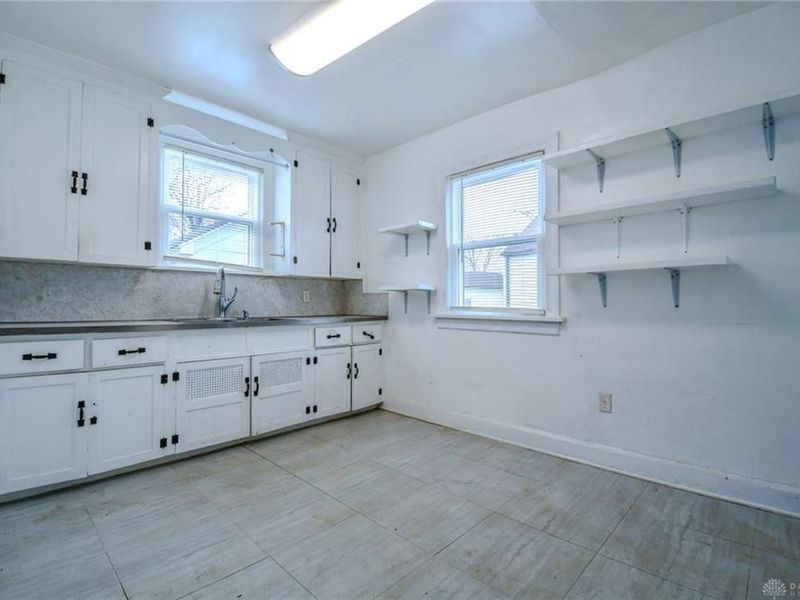 106 E Hebble Avenue, Fairborn, OH 45324 Photo 12