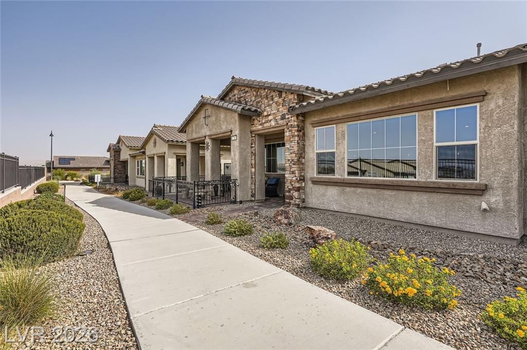 738 Purple Knoll Walk, Henderson, NV 89011 Main Photo