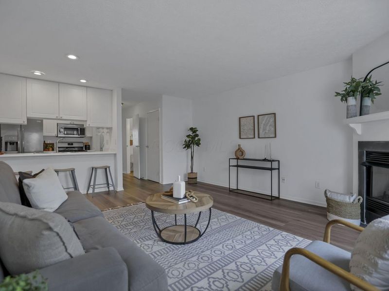 4641 Athalia Drive, Unit 18b, Columbus, OH 43228 Photo 10