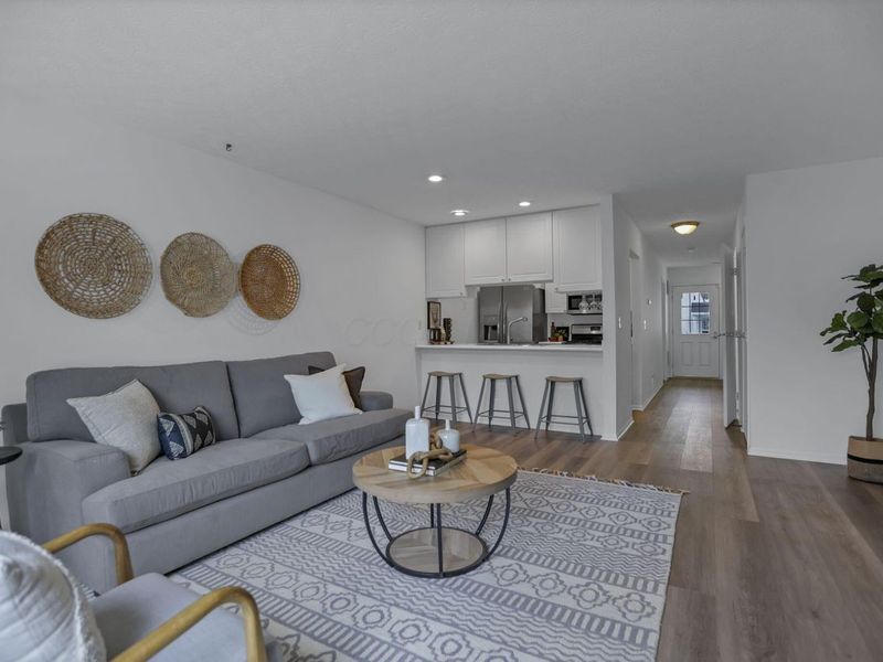 4641 Athalia Drive, Unit 18b, Columbus, OH 43228 Photo 11