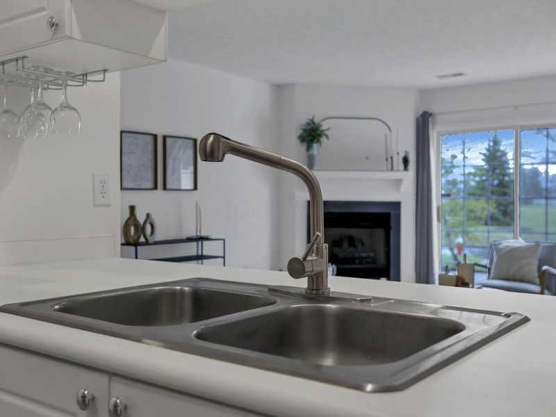 4641 Athalia Drive, Unit 18b, Columbus, OH 43228 Photo 18