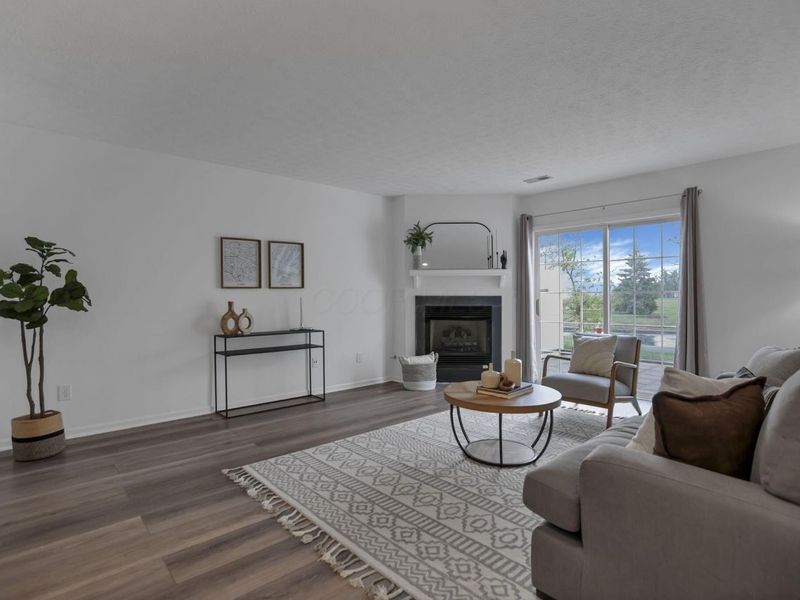 4641 Athalia Drive, Unit 18b, Columbus, OH 43228 Photo 8