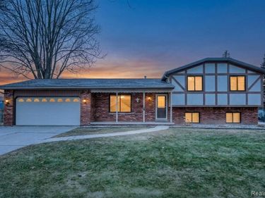 496 Central Street, Marysville, MI 48040