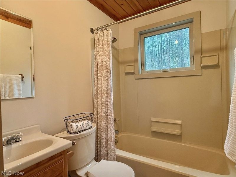 86170 Tappan Highlands Road, Uhrichsville, OH 44683 Photo 13