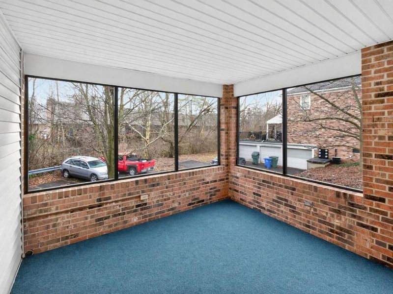 5368 Yorkshire Vlg Lane, Unit B23, Columbus, OH 43232 Photo 17