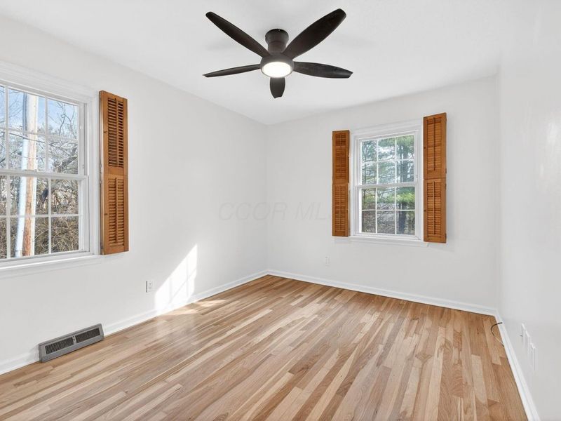 5368 Yorkshire Vlg Lane, Unit B23, Columbus, OH 43232 Photo 20