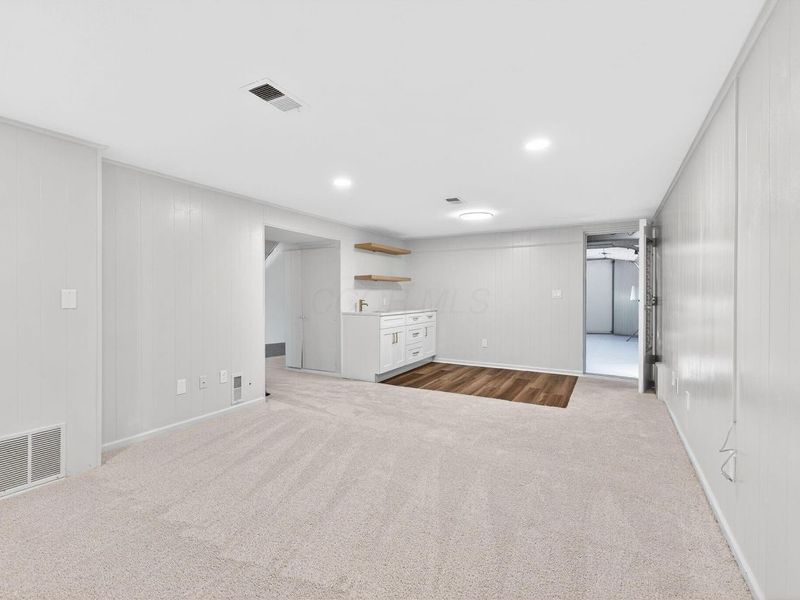 5368 Yorkshire Vlg Lane, Unit B23, Columbus, OH 43232 Photo 30