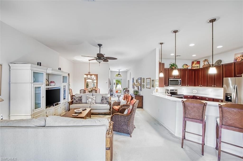 9710 Las Casas Dr , Fort Myers, FL 33919 Photo