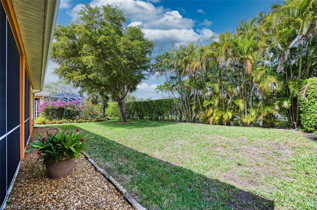 9710 Las Casas Dr, Fort Myers, FL 33919 Photo