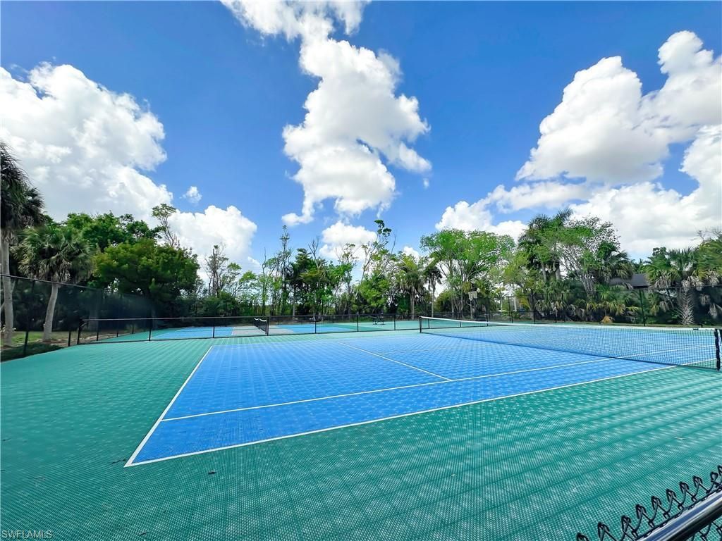 9710 Las Casas Dr, Fort Myers, FL 33919 Photo