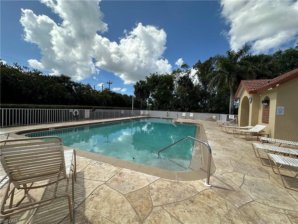 9710 Las Casas Dr , Fort Myers, FL 33919 Photo