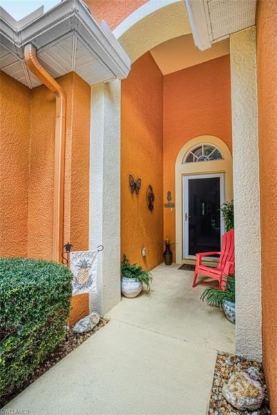 9710 Las Casas Dr , Fort Myers, FL 33919 Photo