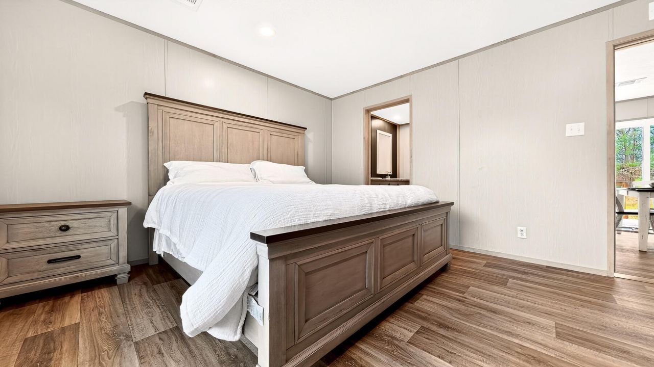 122 Chapel Cross Road Photo 12