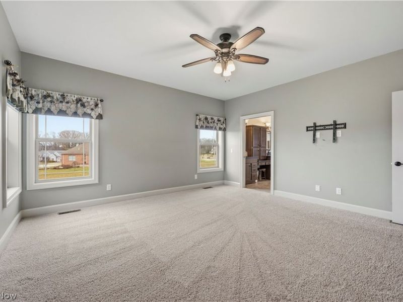 436 Heatherby Lane NE, Hartville, OH 44632 Photo 13