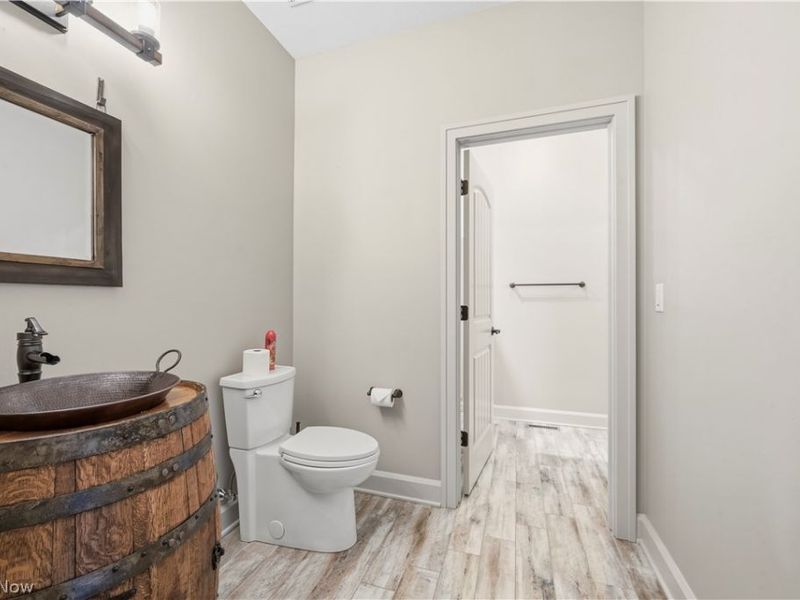 436 Heatherby Lane NE, Hartville, OH 44632 Photo 22