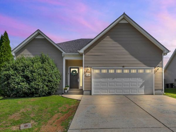 1249 Morstead Dr, Clarksville, TN 37042