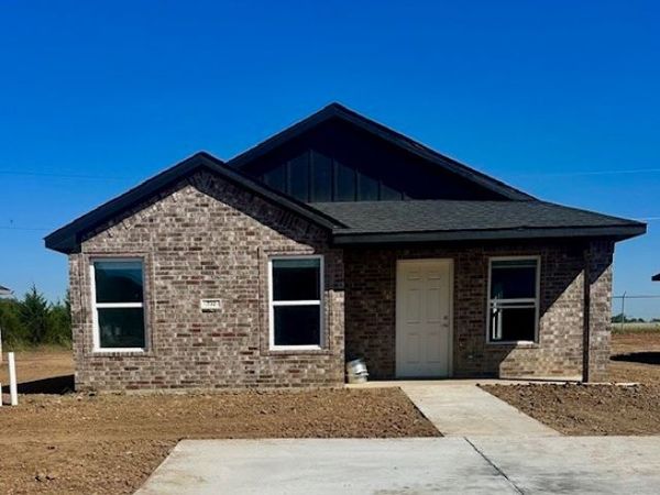 732 Elm Street , Seminole, OK 74868