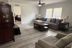 155 Grapevine Road photo 4