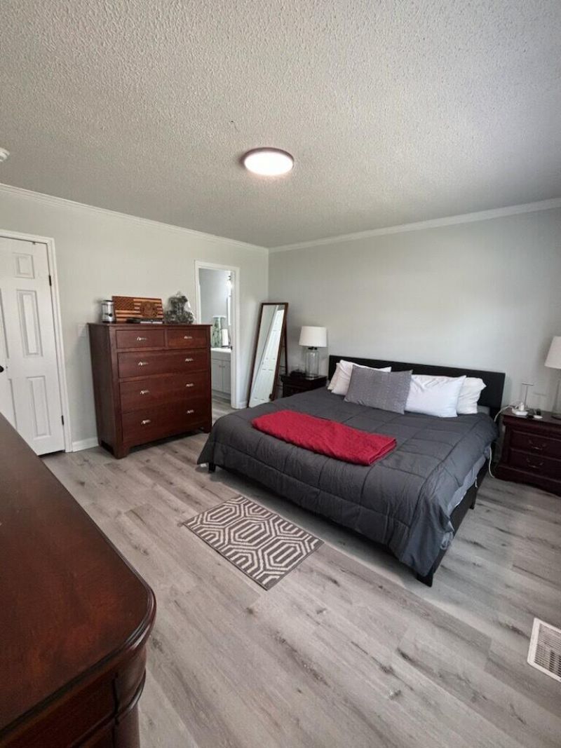 155 Grapevine Road Photo 9