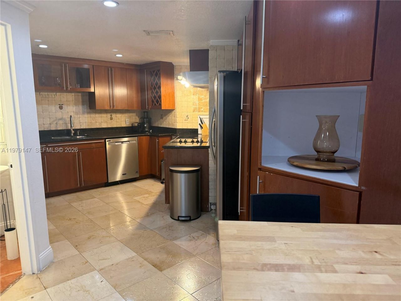 801 Brickell Bay Dr , Unit 470, Miami, FL 33131 Photo