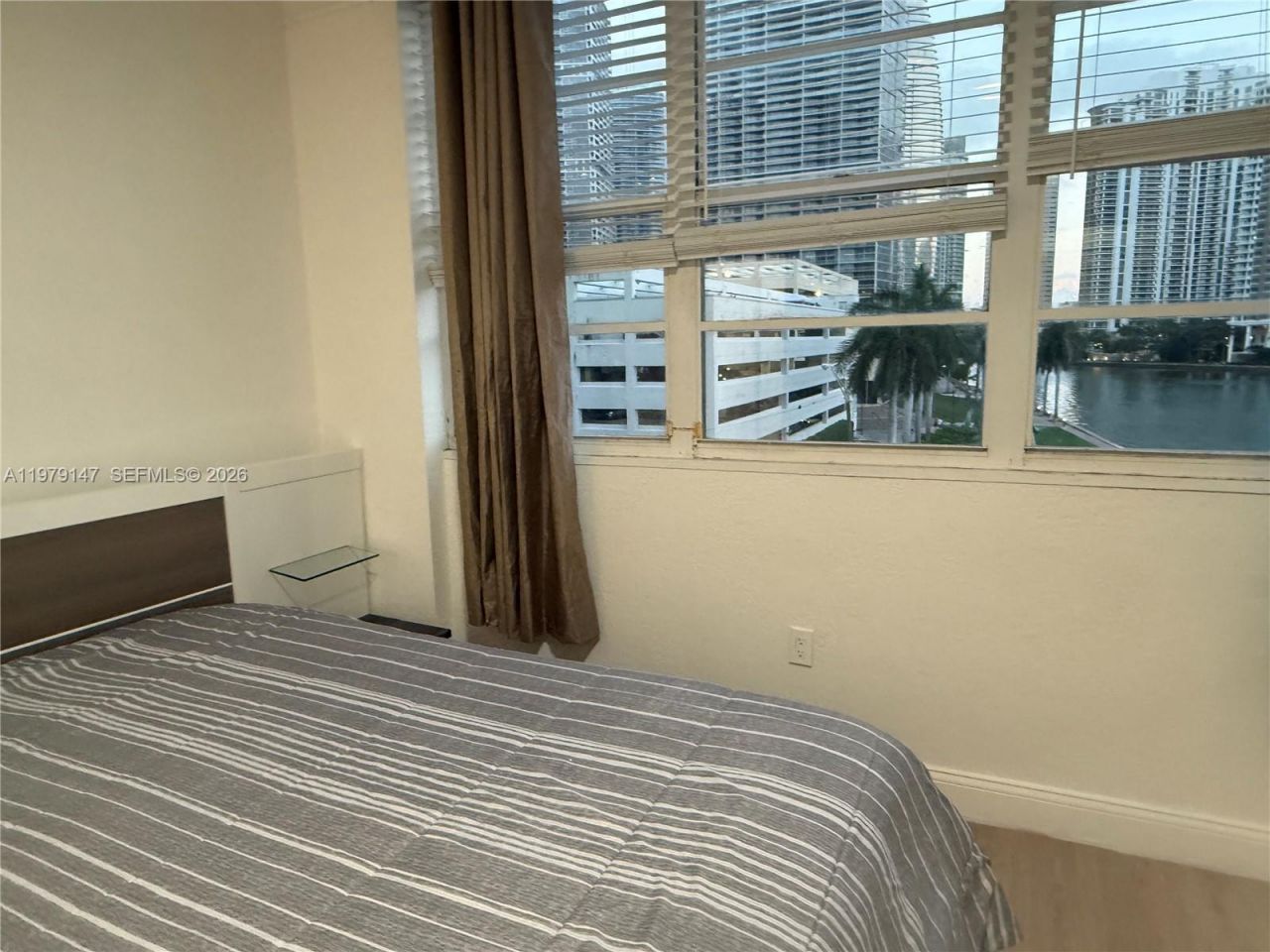 801 Brickell Bay Dr , Unit 470, Miami, FL 33131 Photo