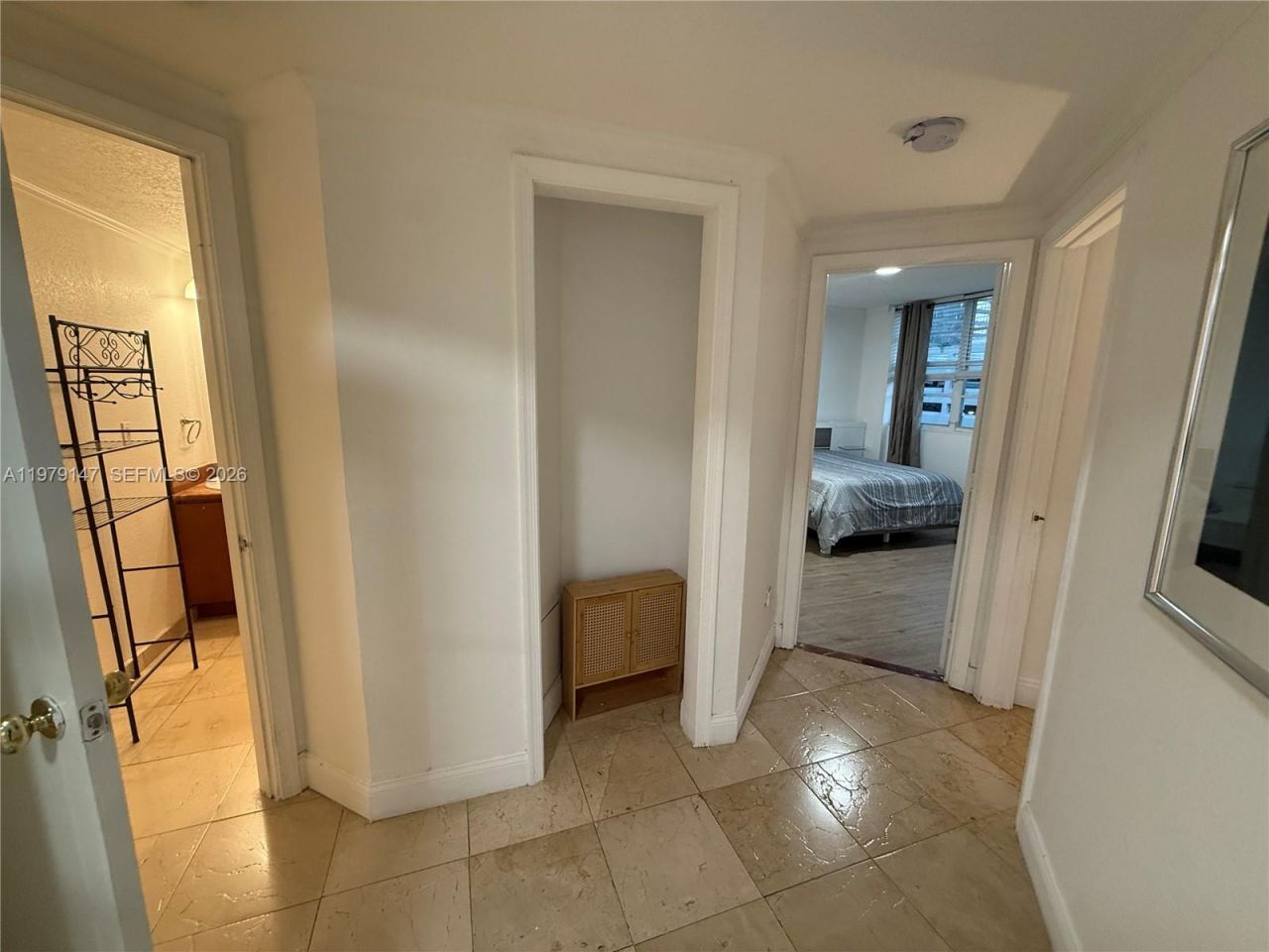 801 Brickell Bay Dr , Unit 470, Miami, FL 33131 Photo