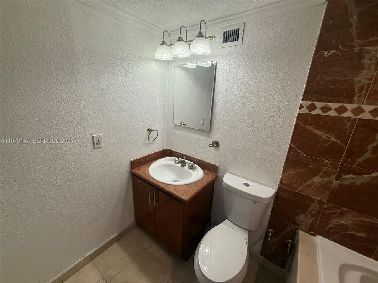 801 Brickell Bay Dr , Unit 470, Miami, FL 33131 Photo