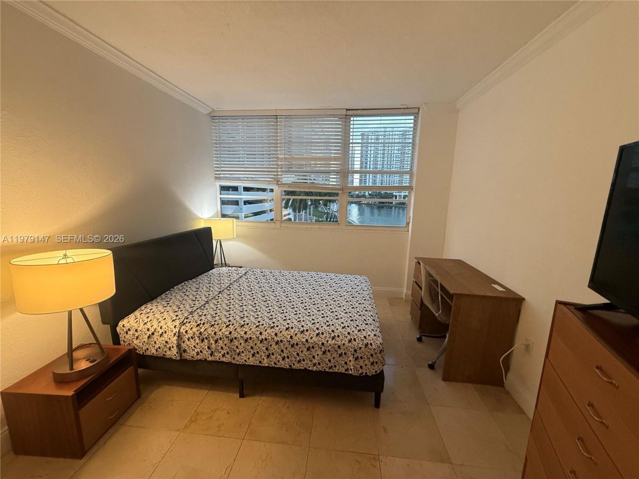 801 Brickell Bay Dr , Unit 470, Miami, FL 33131 Photo