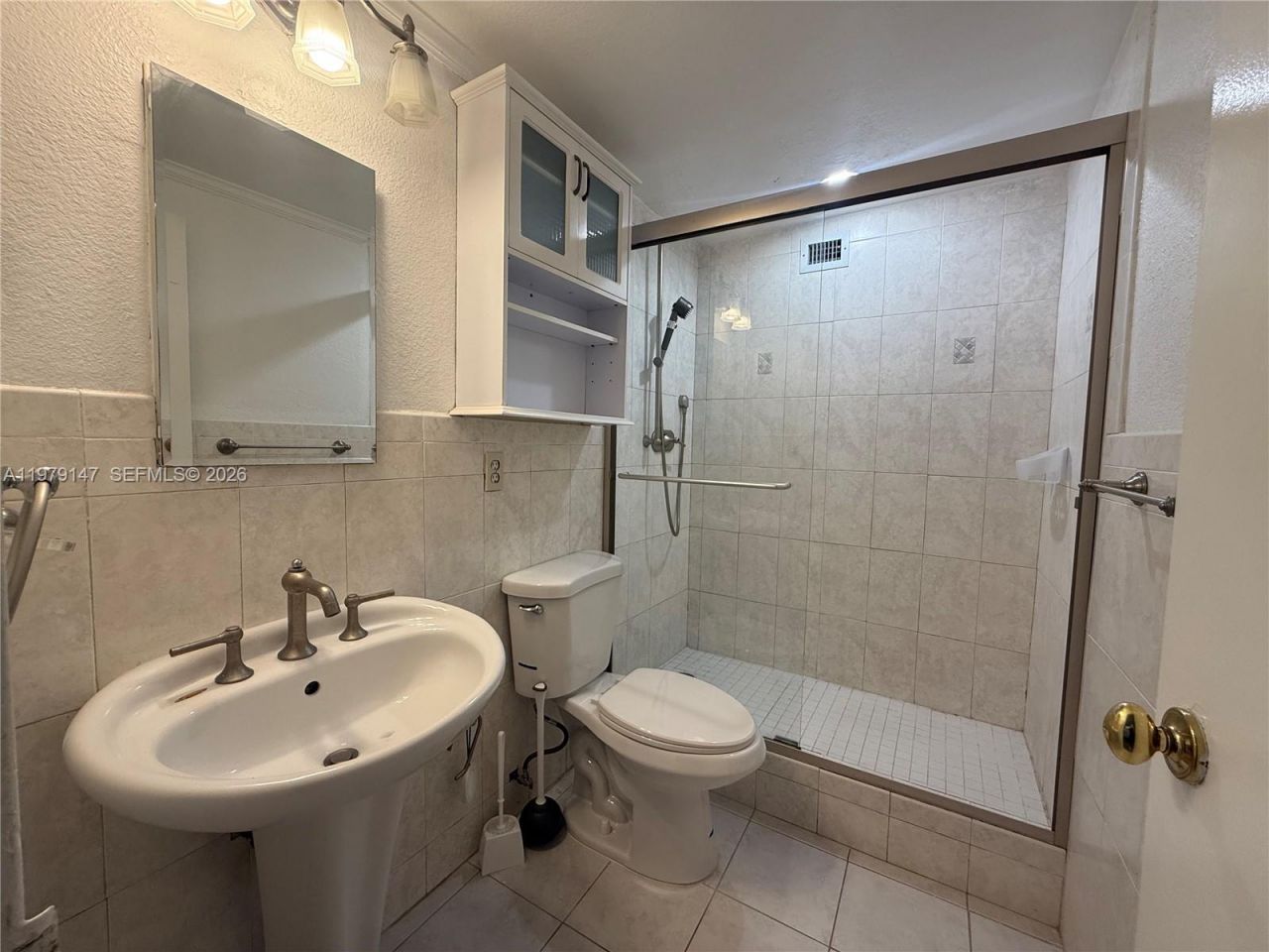 801 Brickell Bay Dr , Unit 470, Miami, FL 33131 Photo