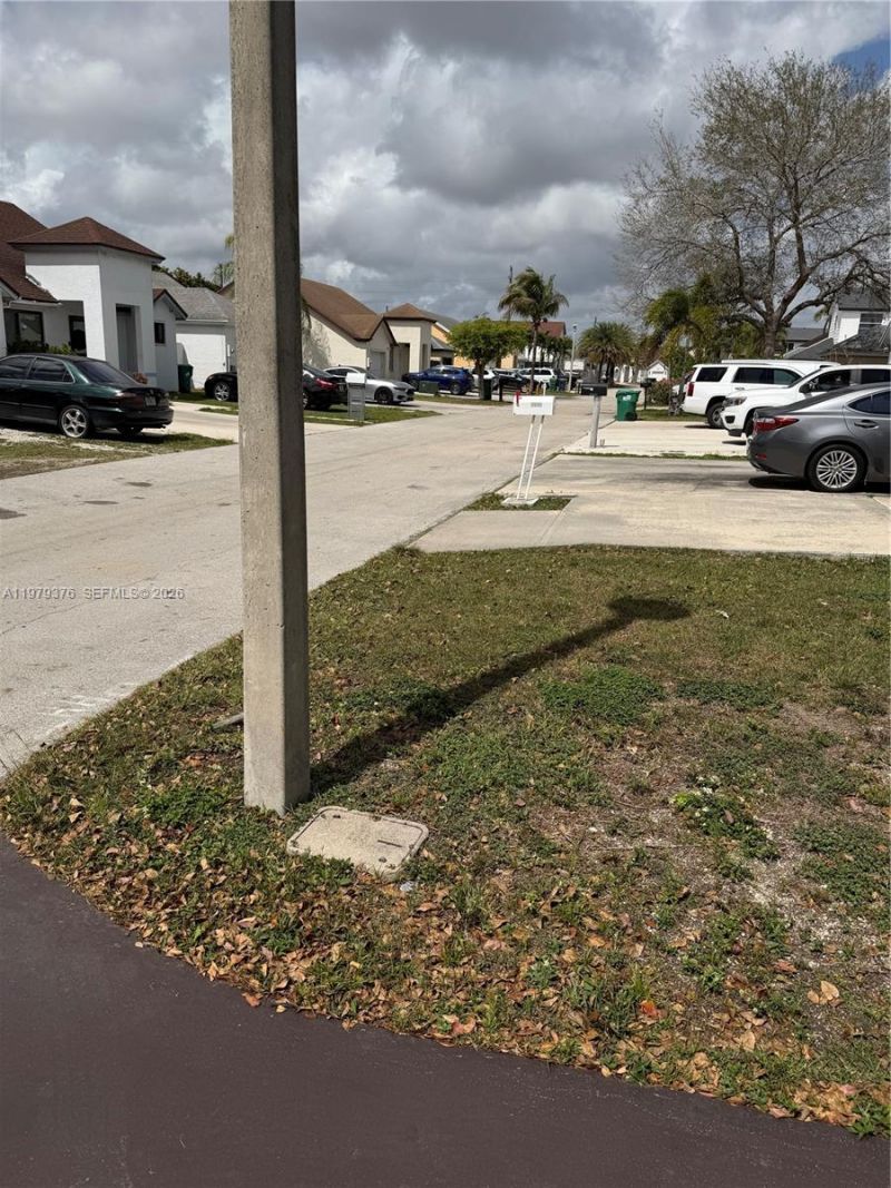 25051 SW 129th Ct , Homestead, FL 33032 Photo